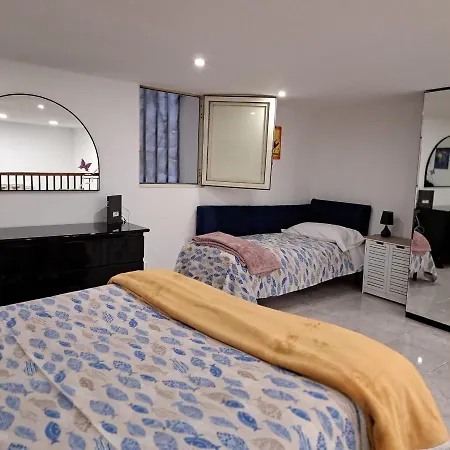 Centro Storico S Chiara House *