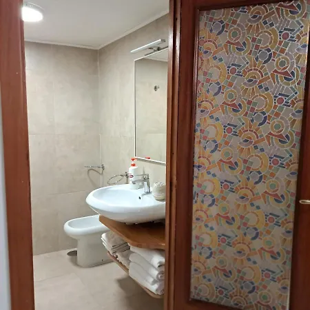 アパート Centro Storico S Chiara House